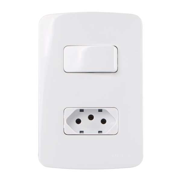 Conjunto 4x2" interruptor simples 10A e tomada 10A B3
