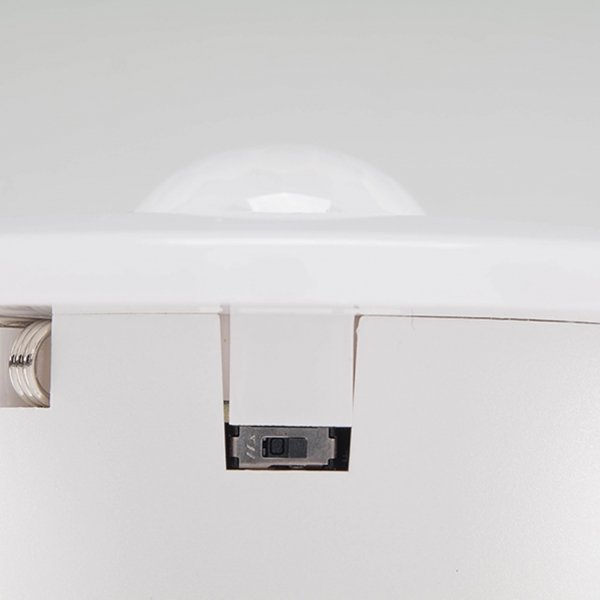 Luminária LED com sensor de presença e fotocélula - Imagem 6