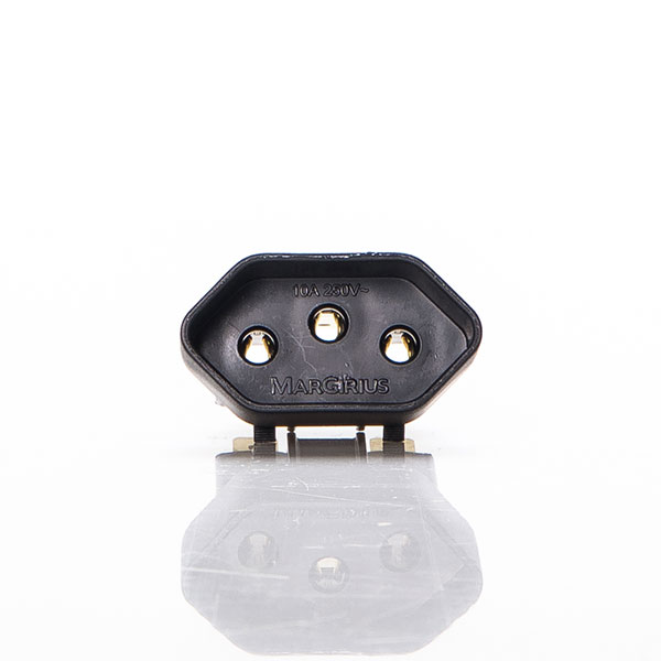 tomada para aparelho preta com poço externo e terminais de engate