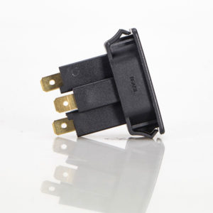 Tomada para aparelhos com terminais de engate.