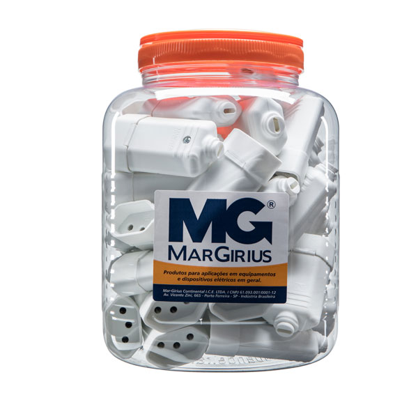 pote com 40 tomadas femeas 10a na cor branco