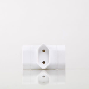 adp1-21 adaptador benjamim 2p 10a branco 2