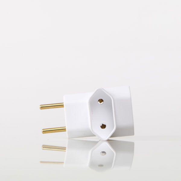 adp1-21 adaptador benjamim 2p 10a branco 1