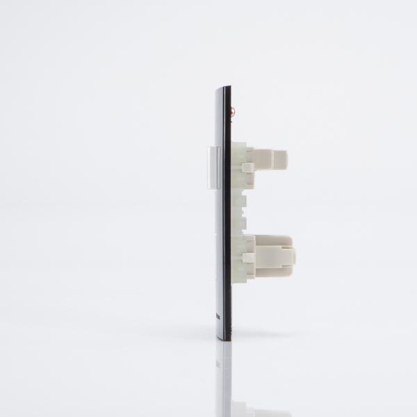 Linha Sleek - Conjuntos 4×2” – 1 interruptor simples 10A 250V~ + 1 tomada 2P+T 10A 250V~- Branco/Ebony - Imagem 2