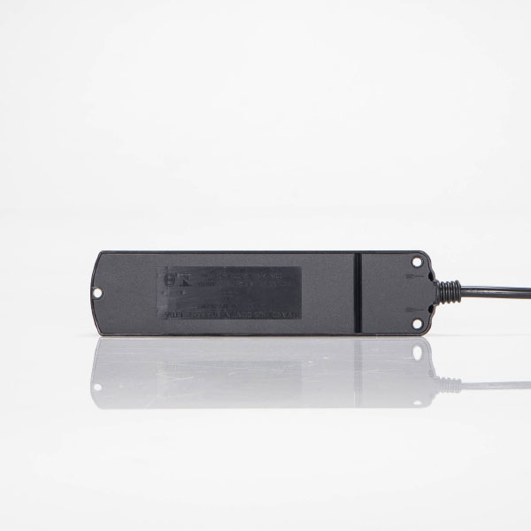 regua de tomada 2p 10a 5 postos preta 1m5